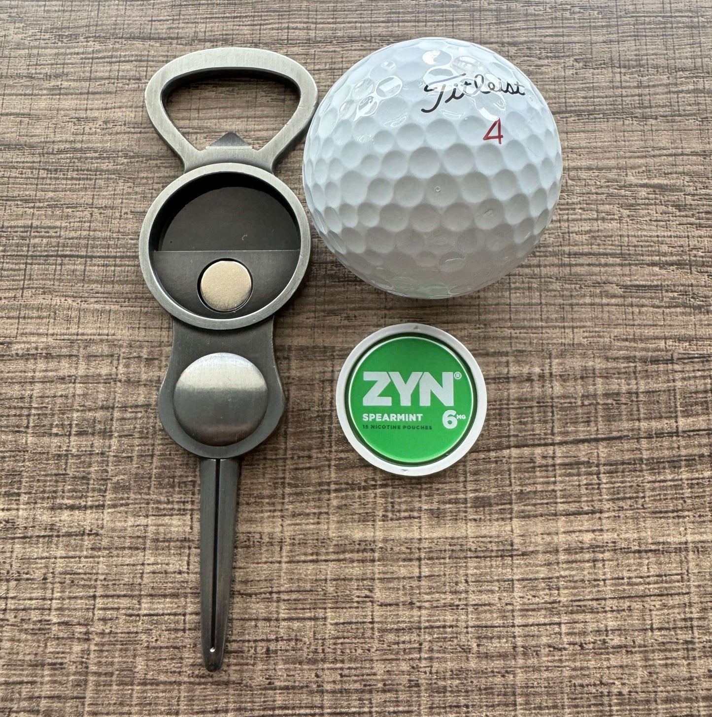 Spearmint Divot Tool