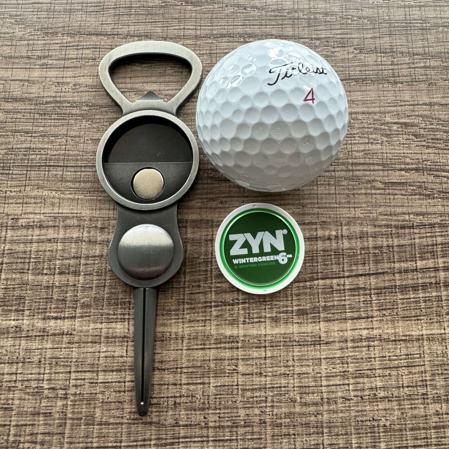 Wintergreen Divot Tool